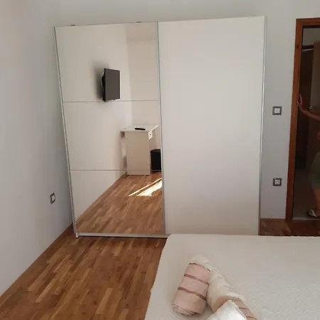 Frano Apartment *