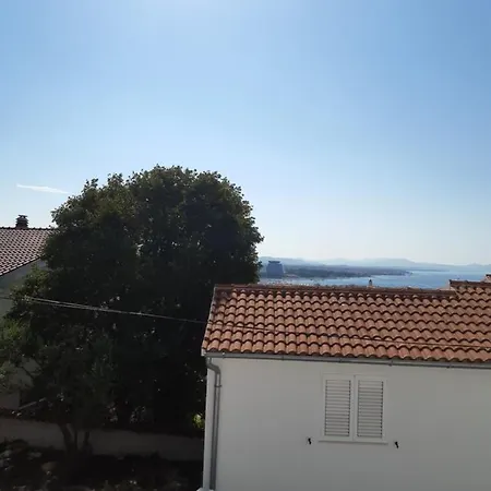 Apartament Frano *